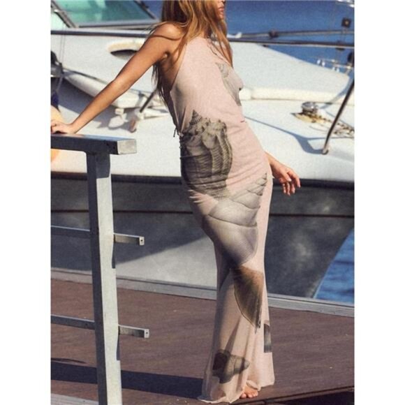 Halter Neck Bodycon Maxi Dress - Picture 4 of 5